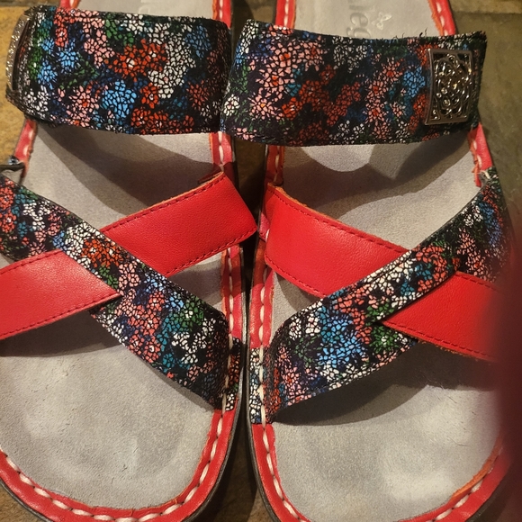 Alegria sandals - Picture 2 of 3